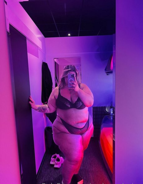 ビーチセックスオンリーファンズ 可愛い ギャラリー