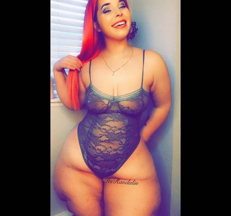 巨乳オナニーオンリーファンズ ヌード ギャラリー