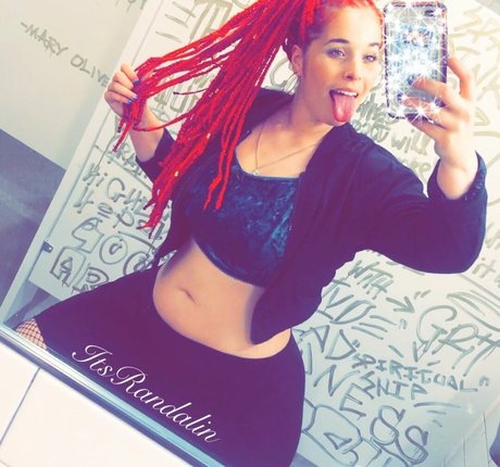 ワークアウト オンリーファンズ トップ 写真