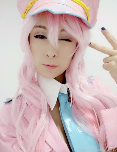 pityk cb 女優 写真