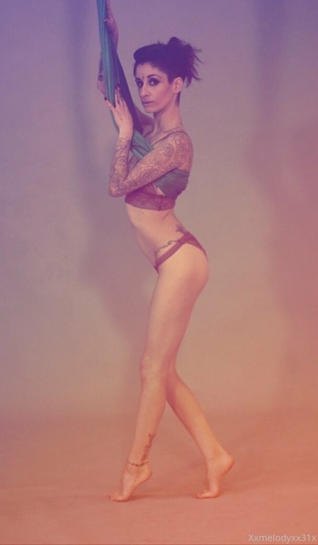 xxmelodyfxx31xx 素敵なモデル ギャラリー