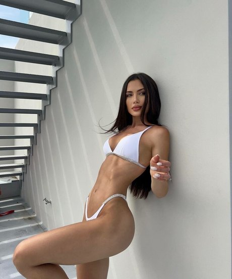 Georgina Mazzeo トップモデル 画像