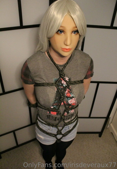 筋肉トランスオンリーファンズ セックス 写真