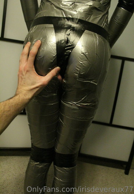 irisdeveraux77 無料モデル 画像