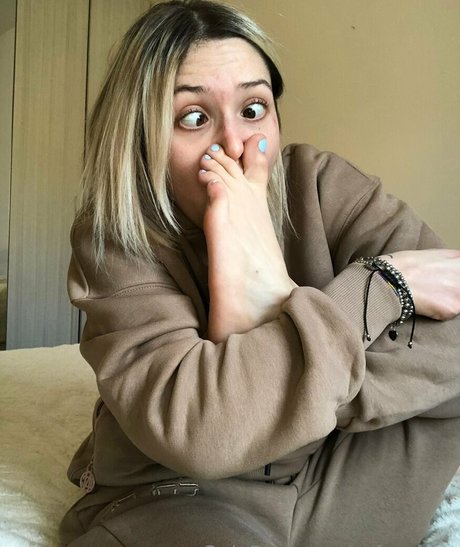 sofya inys 高品質スター 写真