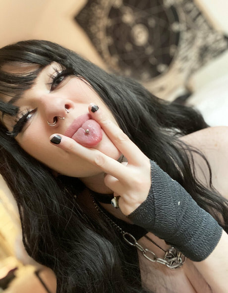 キムチオンリーファン アートヌード アーカイブ