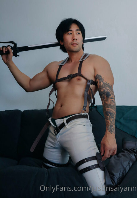 金髪のホットな妻オンリーファンズ ホット裸 写真