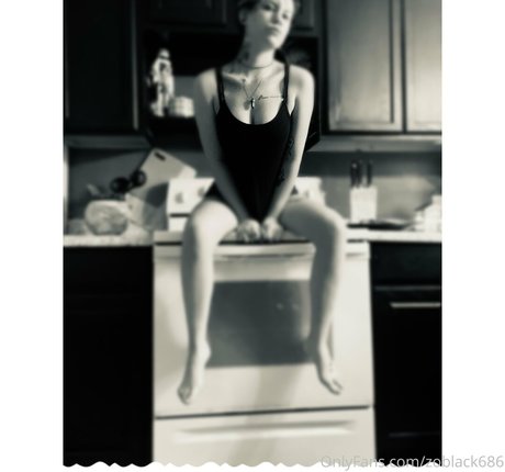 zoblack686 裸のポルノスター ギャラリー