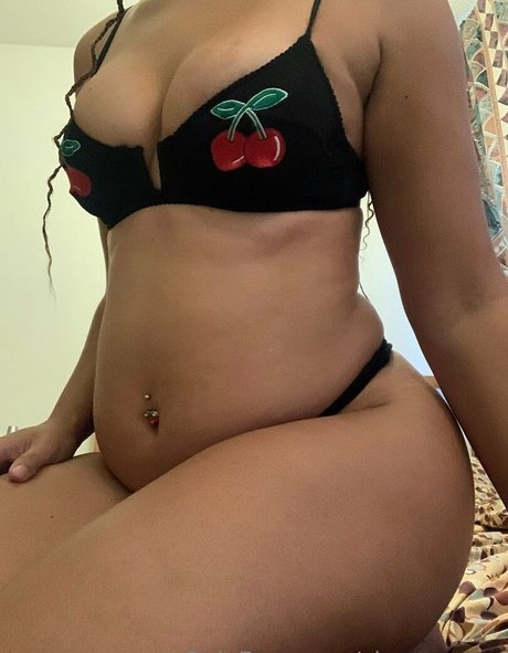 熟女の足オンリーファンズ えろた ギャラリー