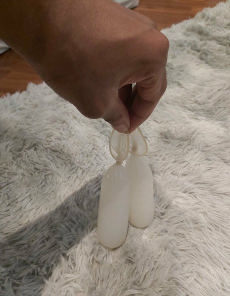 zaynnyzayn ポルノスター 写真