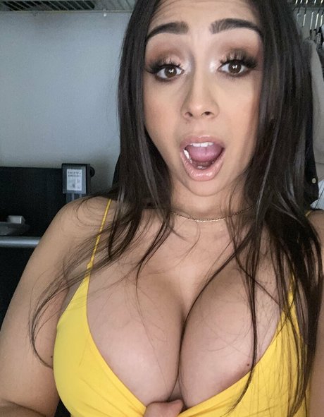 reallillyhallxx ポルノスター セクシー 画像