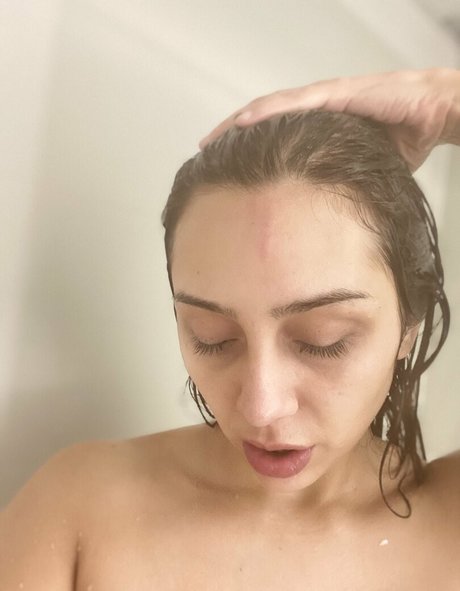 reallillyhallxx かわいいポルノスター ギャラリー