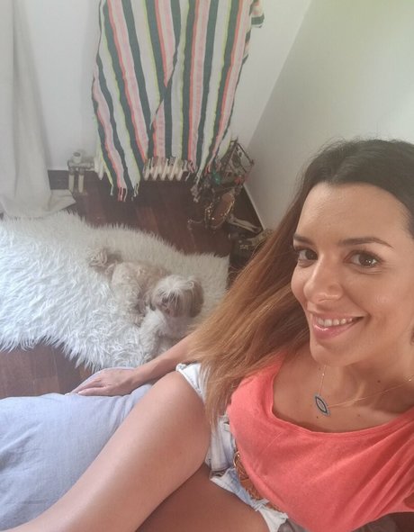 Nikoletta Ralli ポルノスター セックス 画像