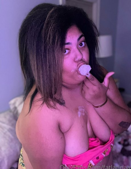fatlatinaa かわいいポルノスター 写真