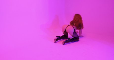 フィットネスベイビーオンリーファンズ 無料裸 画像