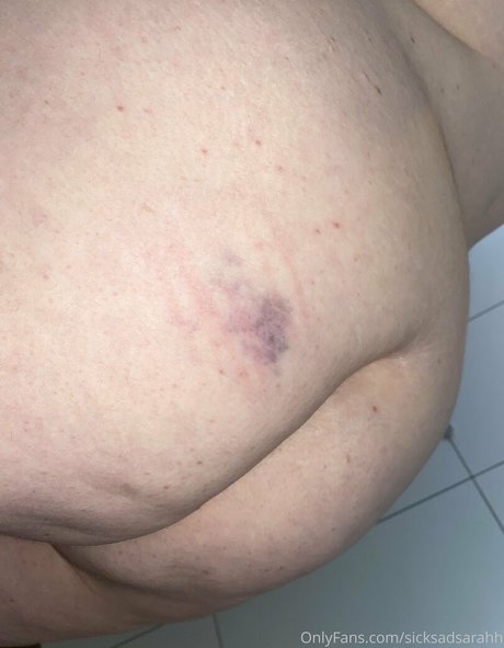 sicksadsarahh エロティックなスター 写真