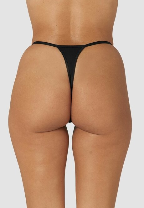 Samaria Regalado ヌード女優 ギャラリー