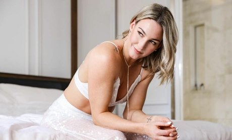 Mikaela Mayer HDポルノスター 画像