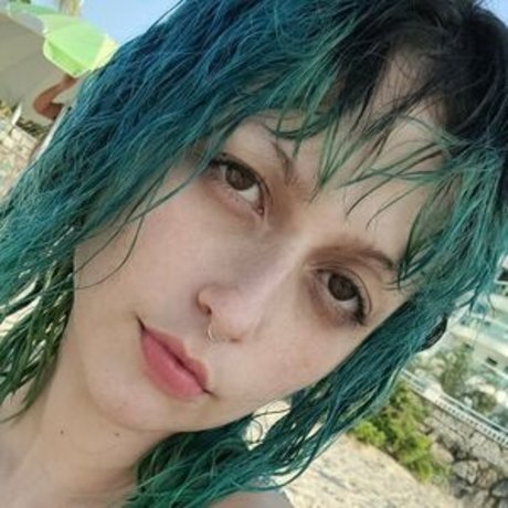 Yuma2077 セクシーなポルノスター 写真