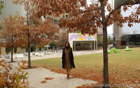 katana k スター ヌード 写真