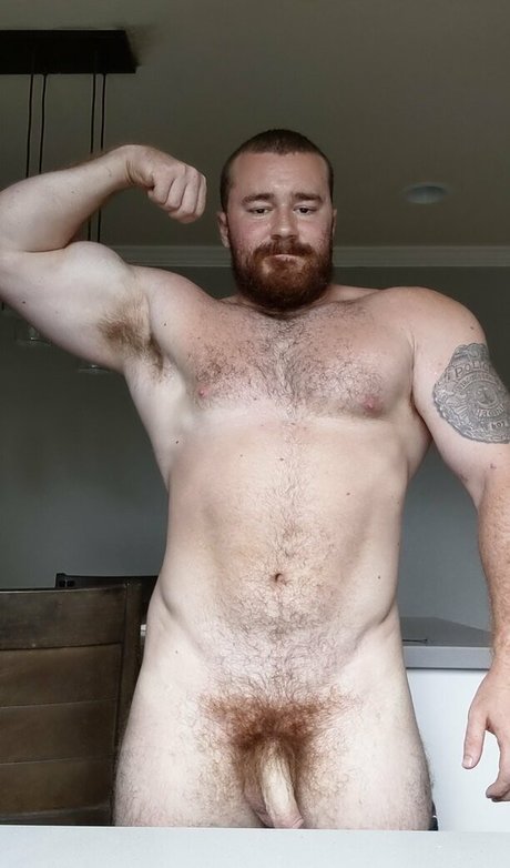 beefbeast 裸のモデル 写真