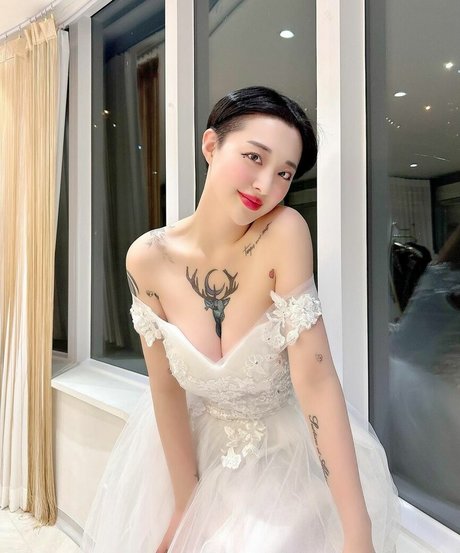 アマチュアブロンドオンリーファンズ 無料 画像