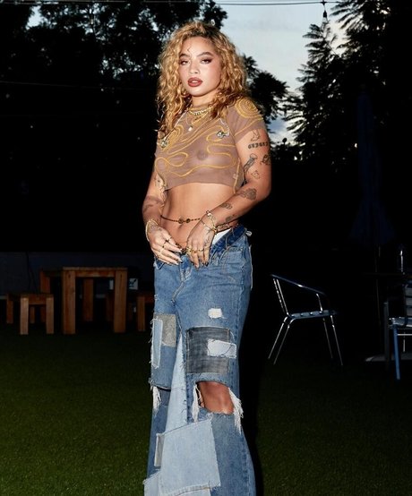 Kiana Lede 最高のモデル 写真