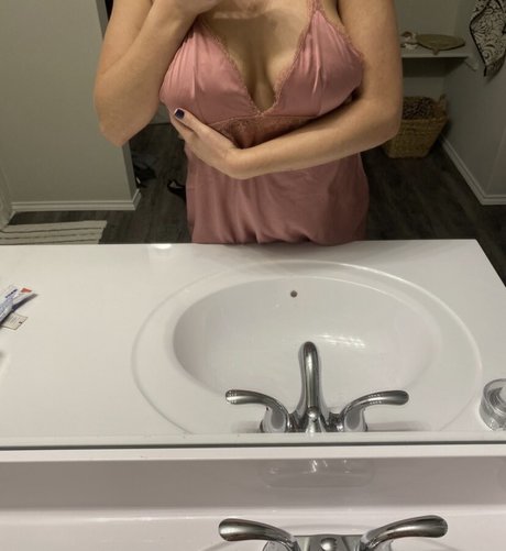 xoxalexis ホットなポルノスター 写真