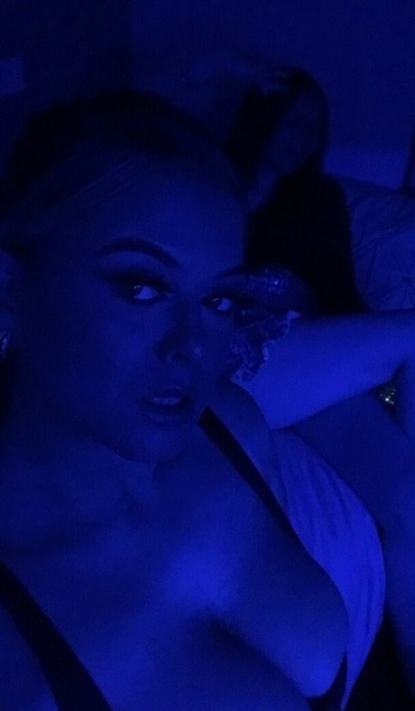 Alexandra Spencer アダルトモデル 写真