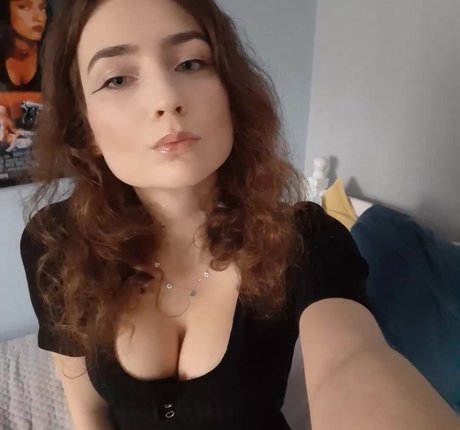 Sarczys xxx女優 写真