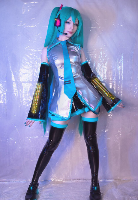 ニューハーフのディープスロートオンリーファンズ 美しいポルノ 写真