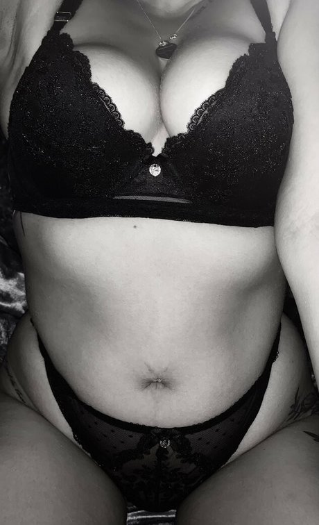 marieshannonxx ホットなモデル 画像