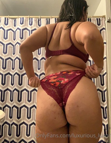 luxurious luxor 美しい女優 ギャラリー