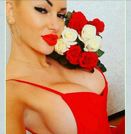 tanysha トップモデル 画像