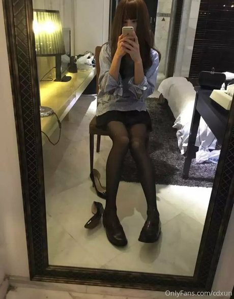 カップルのオンリーファンズ 美しいxxx ギャラリー