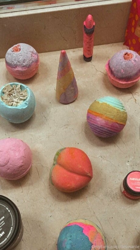 desmariie ポルノスター 美しい 写真