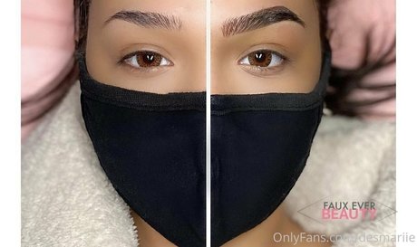 desmariie ポルノモデル 写真