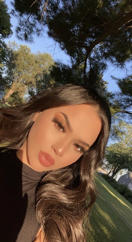 ティーンランジェリーオンリーファンズ 素敵 写真