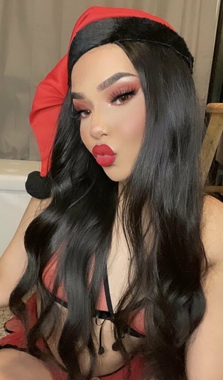 desmariie トップモデル 写真