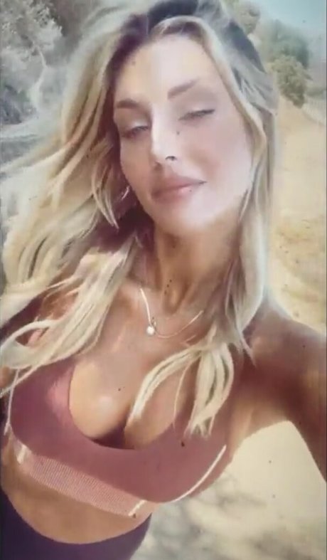 Charliepaigejay セックススター 写真