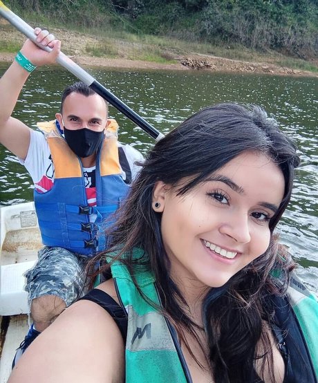 Michel Usuga 限定スター 写真