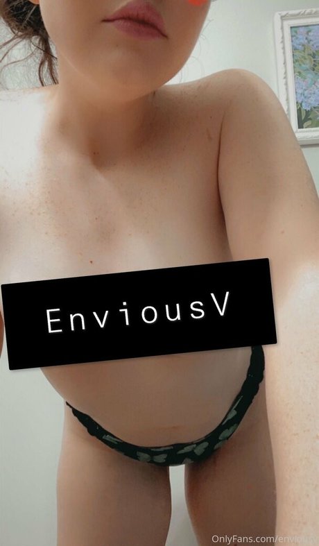 enviousv 裸のモデル 写真