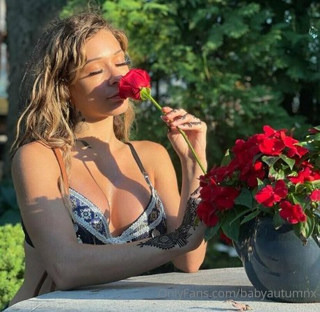babyautumnx ポルノ女優 画像