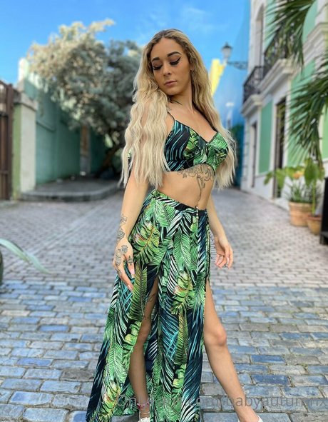 熟女 BBC オンリーファンズ 美しい裸 ギャラリー