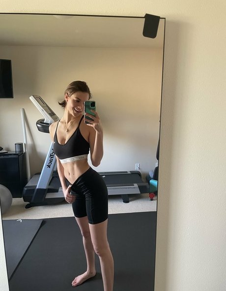 金髪の筋肉オンリーファンズ トップ アーカイブ