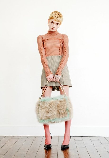 Esther McGregor ポルノスター xxx 写真