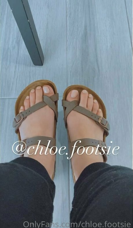 足 マンコ オンリーファンズ 素敵 写真