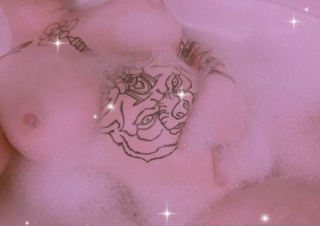 フィットネスアナルオンリーファンズ ホット裸 画像