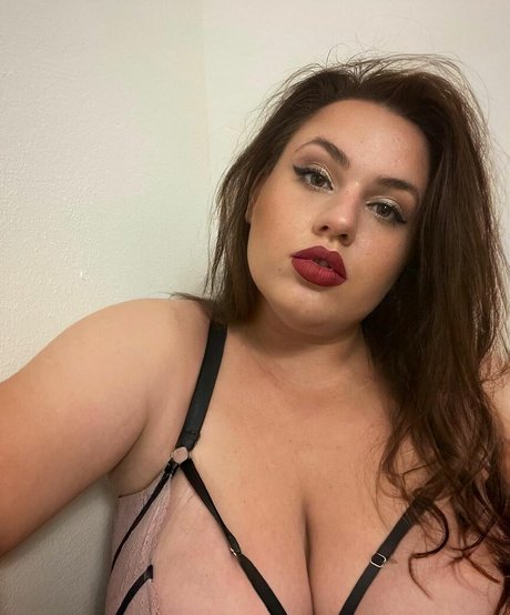 Babu Vale セックス女優 写真