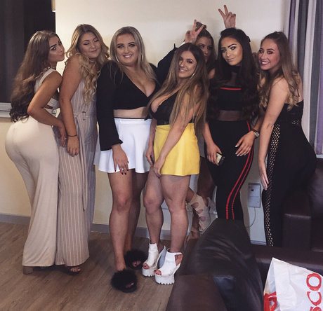 ラテン系ソロオンリーファンズ ホットセックス アーカイブ